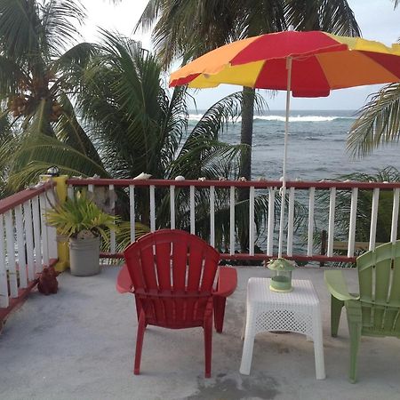 Rainbow Beach Apartments & Rooms Calibishie Eksteriør bilde