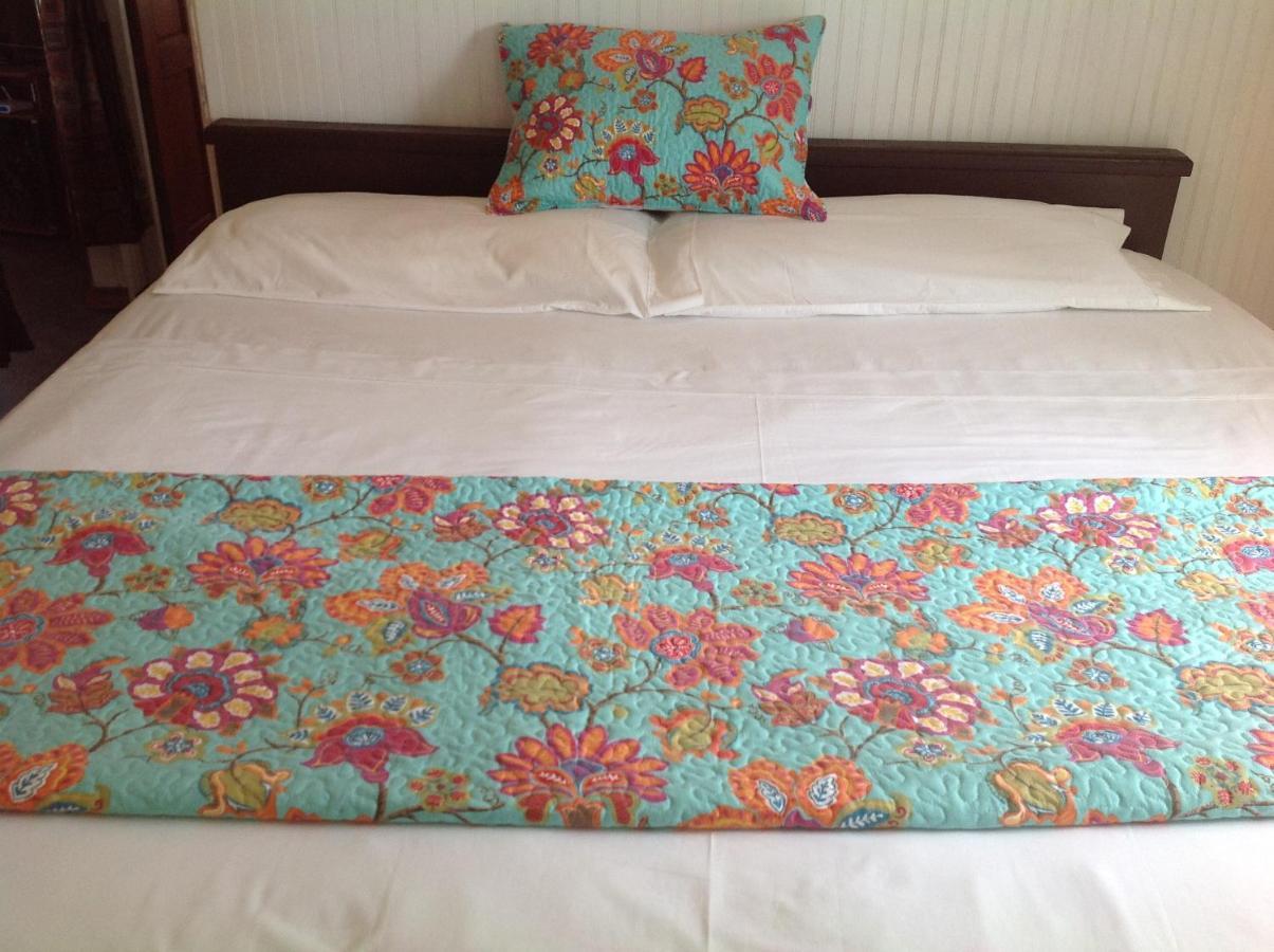Rainbow Beach Apartments & Rooms Calibishie Eksteriør bilde