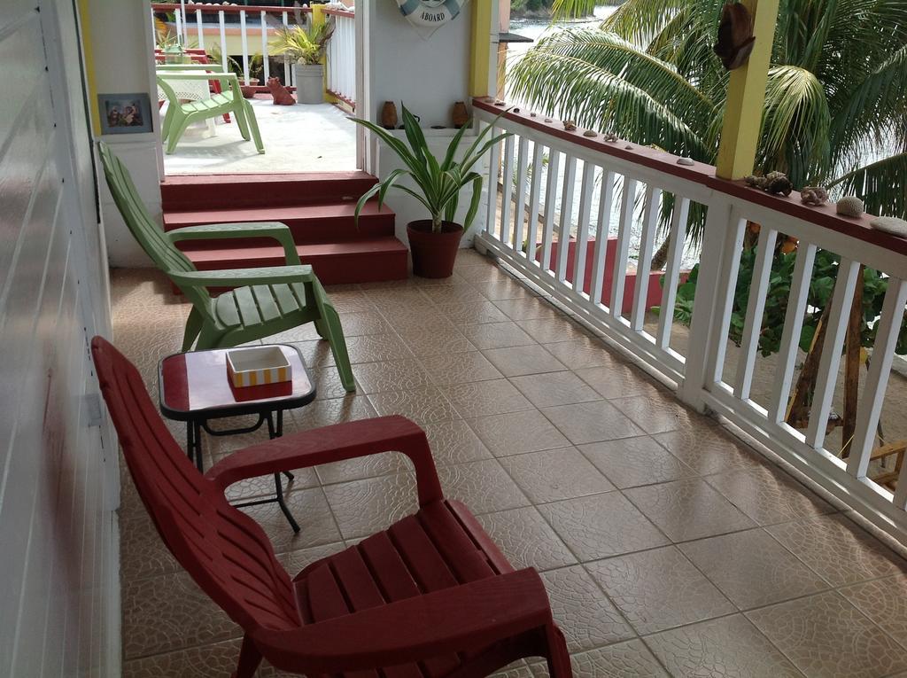 Rainbow Beach Apartments & Rooms Calibishie Rom bilde