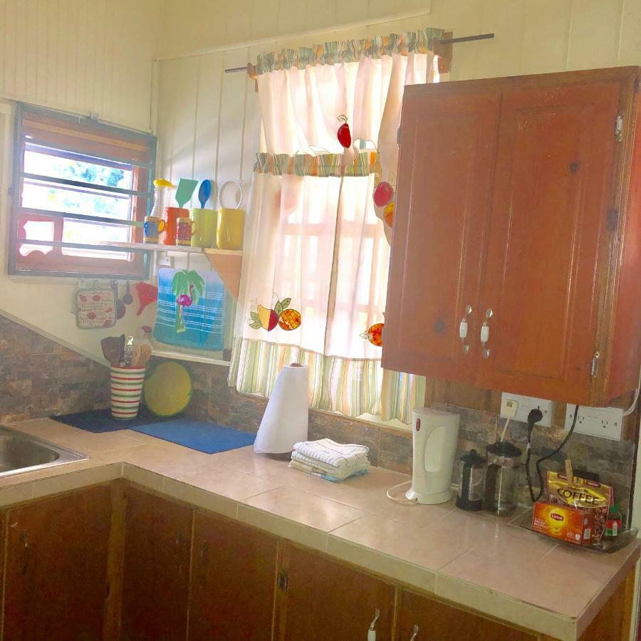 Rainbow Beach Apartments & Rooms Calibishie Eksteriør bilde